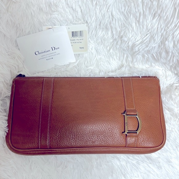 *Authentic*Dior leather handbag in excellent condition - Picture 1 of 12